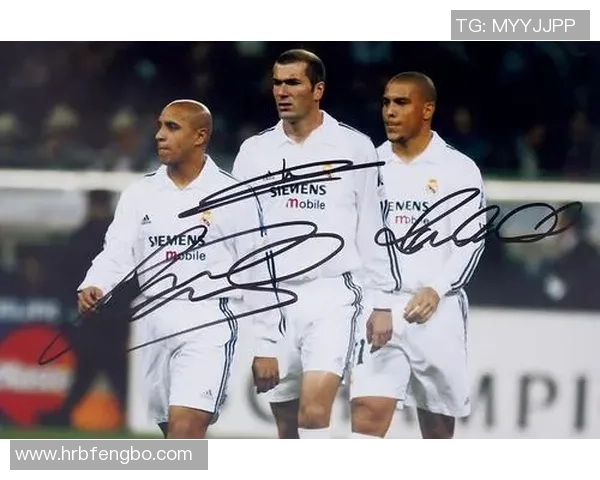 纵观绿茵百年风云细数足坛古典球星的辉煌与传奇排名