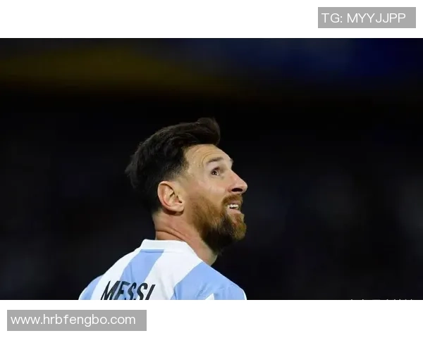 足球明星背后的心酸与隐忍：光环下的孤独与艰辛